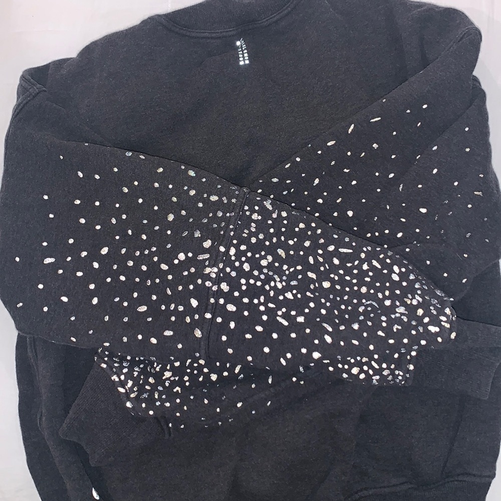SOULCYCLE LULULEMON COLLAB SWEATER